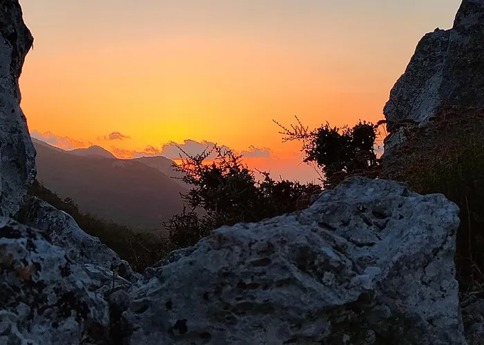 Vinsan Glamping & Wellness Centre Eleousa