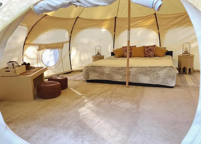 Vinsan Glamping & Wellness Centre * Eleúsza