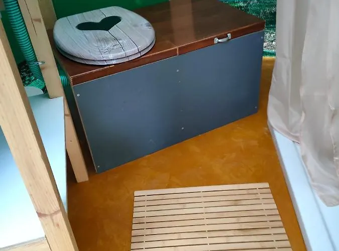 Vinsan Glamping & Wellness Centre Luxussátor
