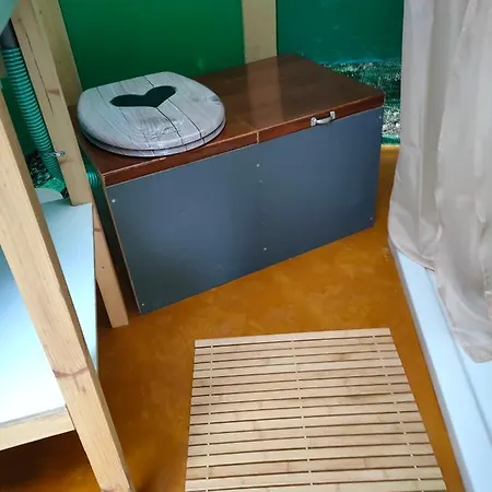 Vinsan Glamping & Wellness Centre Luxury tent