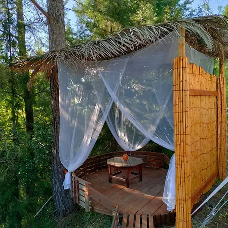 Luxury tent Vinsan Glamping & Wellness Centre *