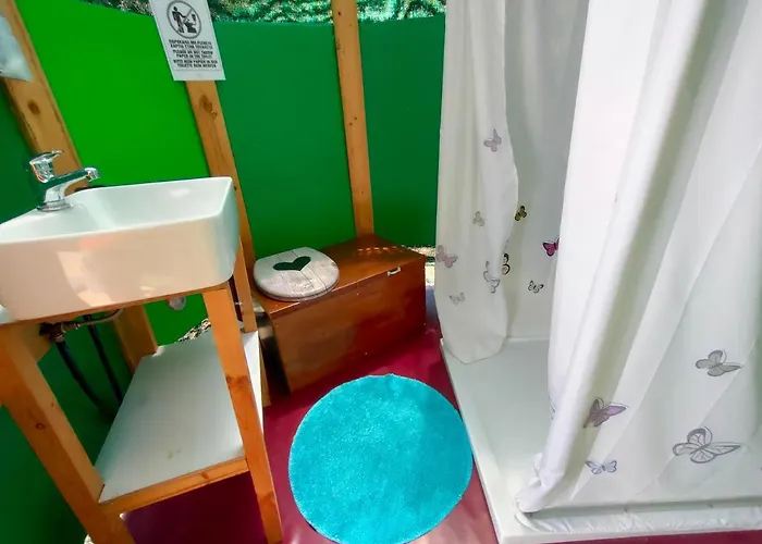 Vinsan Glamping & Wellness Centre * Eleousa